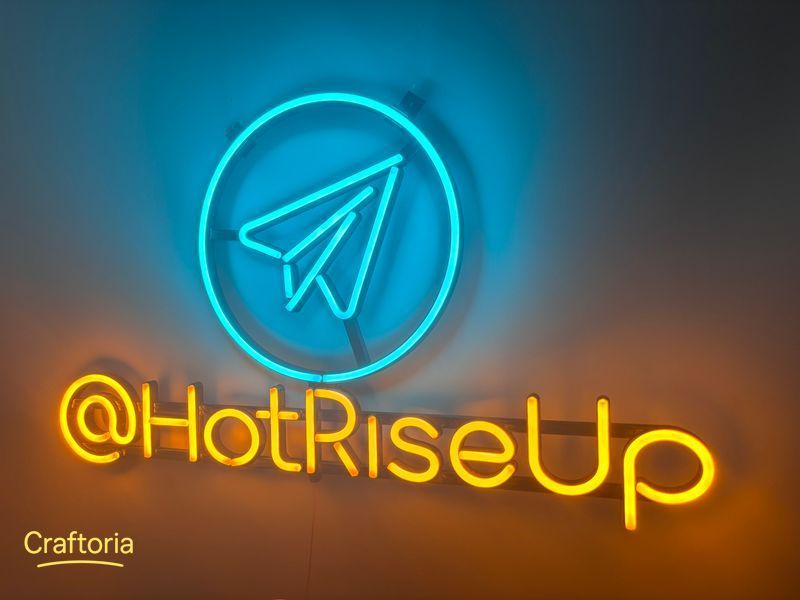 Неонова вивіска HotRiseUp 700x405 Комбінований HOT-700x405-КОМ фото
