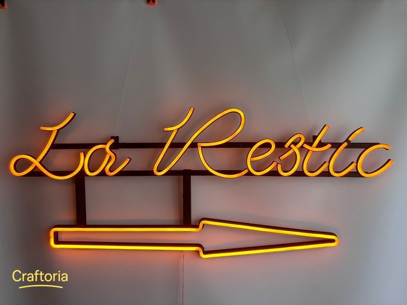Неоновая вывеска La Restic 980x390 Желтый LA -980x390-ЖОВ фото