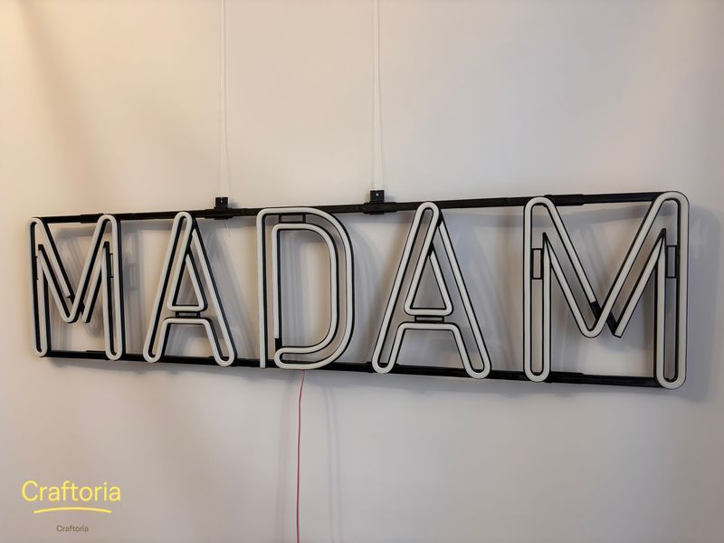 Неонова вивіска MADAM 1000x240 Білий MAD-1000x240-БІЛ фото